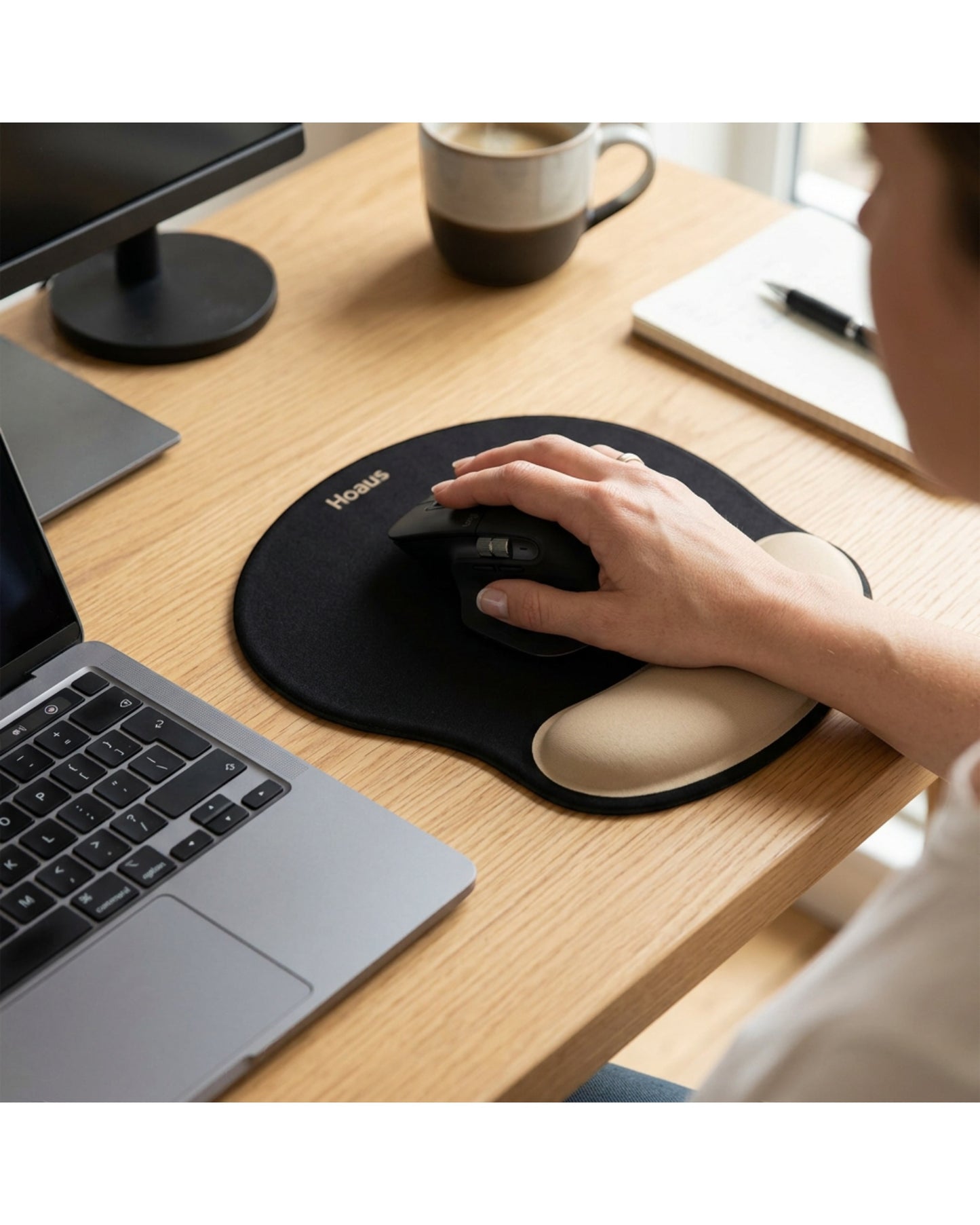 Hoaus Gel Wrist Rest Mouse Pad 25 x 23 cm Black Sand - Lifestyle view